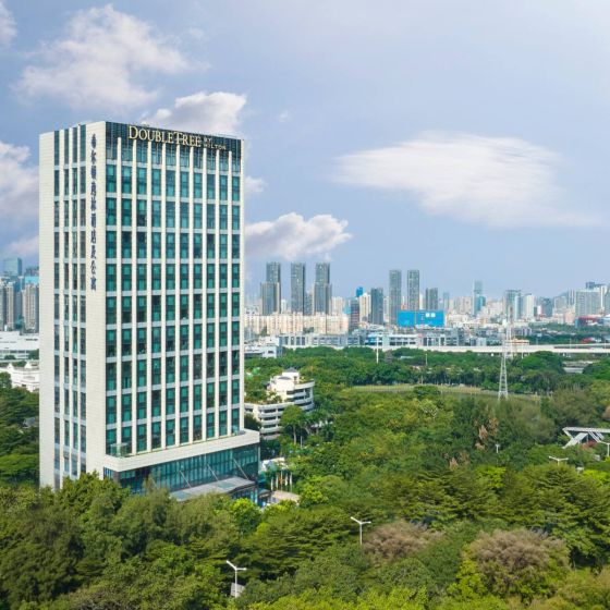 【自助早餐+自助晚餐住宿計劃】深圳南山希爾頓逸林酒店及公寓 (只限星期五、六) CR-CTHNBB202605