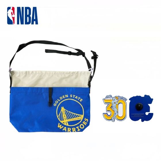 NBA - 勇士隊大容量球隊標誌撞色抽繩袋 +Curry 球星形象彩色徽章 CR-NBA-BAG250064