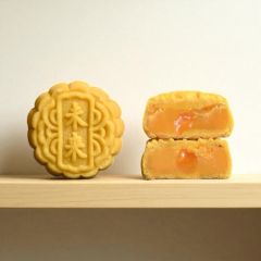 未來餅店 - 經典月餅4隻裝(流心奶皇/鹹蛋黃奶皇/流心開心果醬/開心果醬麻糬/紫薯麻糬/流心奶皇榴槤) (電子換領券)