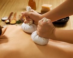 Thai Heart Massage (油麻地)- 泰式草球按摩 60分鐘