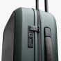 Bellroy - Transit Carry-On 行李箱 (黑色/墨灰綠)